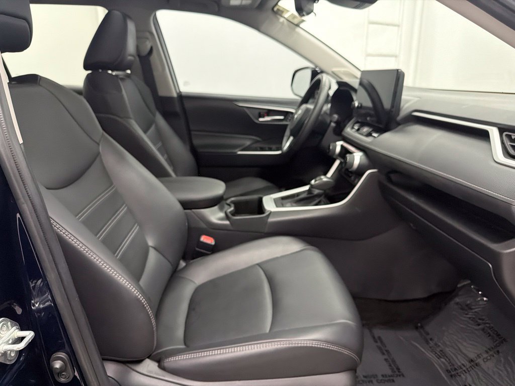 Used 2024 Blue Toyota XLE Premium image 31