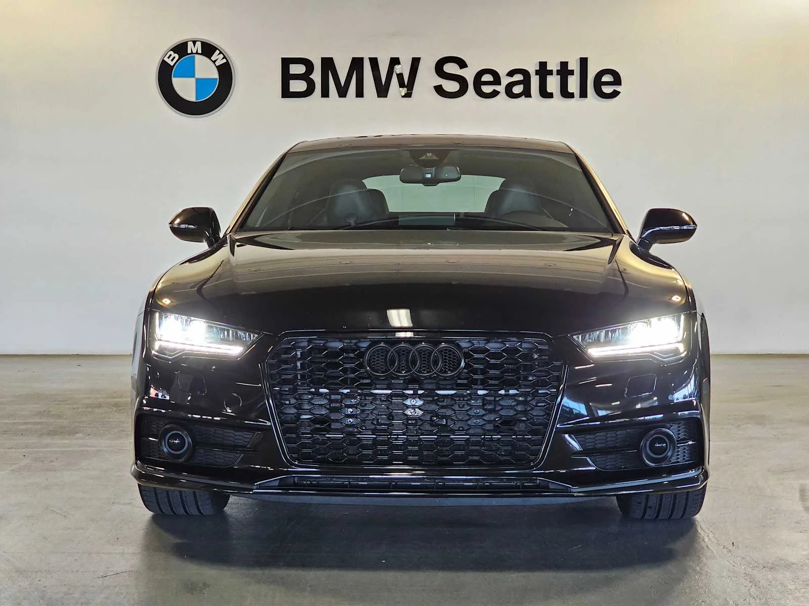 Used 2018 Brilliant Black Audi Premium Plus image 6