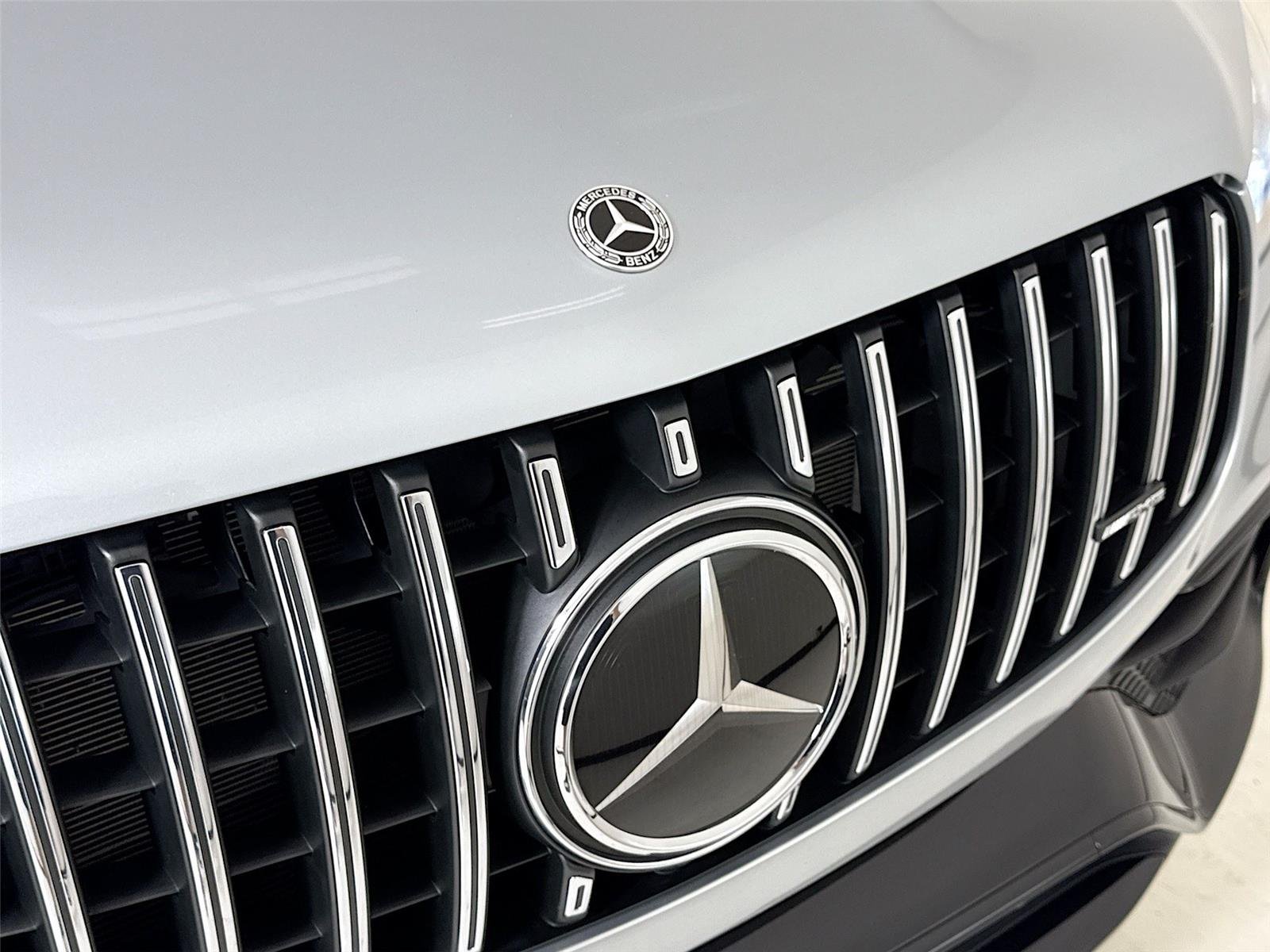 Used 2023 Cirrus Silver Metallic Mercedes-Benz AMG® GLS 63 | AMG® Performance Steering Wheel | Heated/Cooled Seats image 39