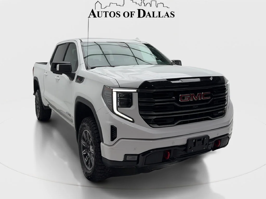 Used 2025 White GMC AT4 image 3