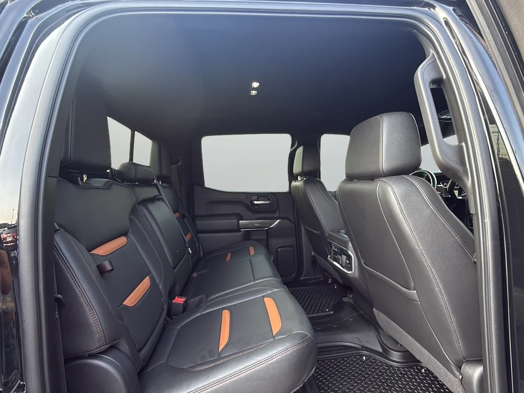 Used 2021 Black GMC AT4 image 10