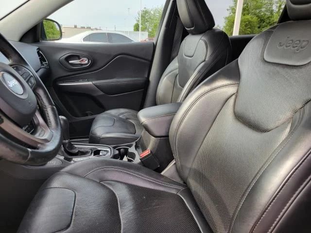 Used 2019 Green Jeep Limited image 20
