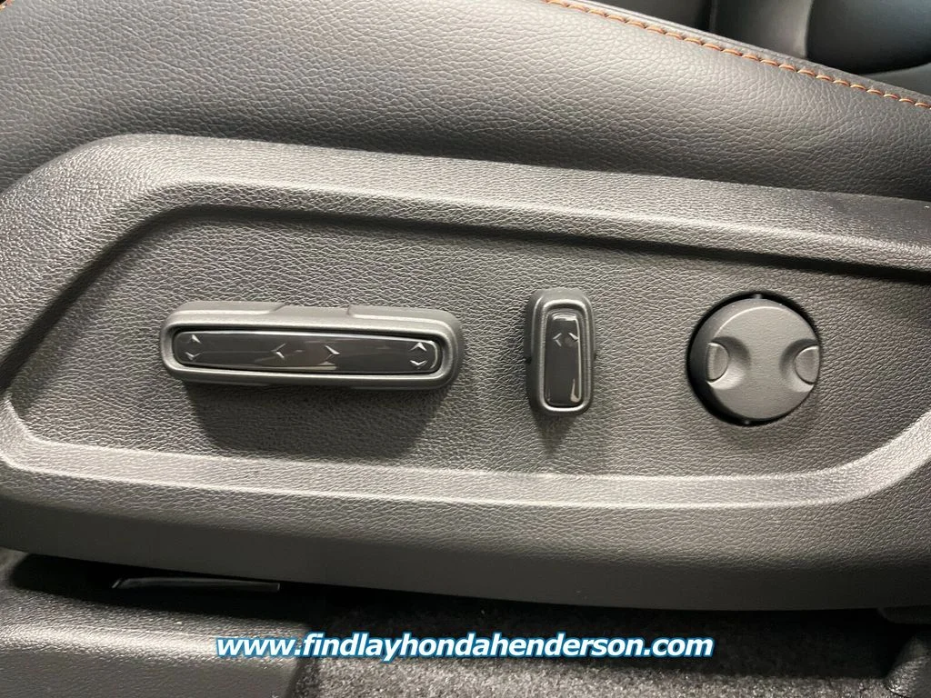 New 2026 Sonic Gray Pearl Honda TrailSport image 14