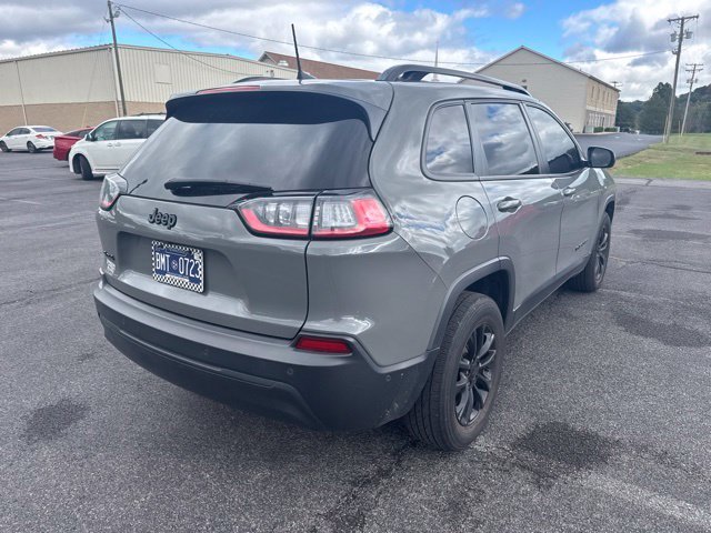 Used 2023 Gray Jeep Altitude image 5