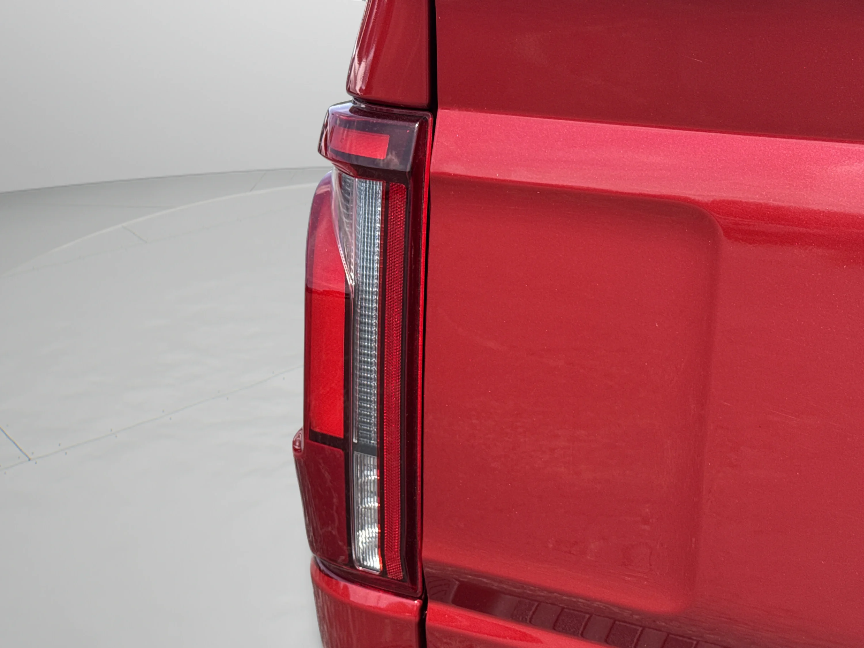 Used 2024 Rapid Red Metallic Tinted Clearcoat Ford LARIAT image 48