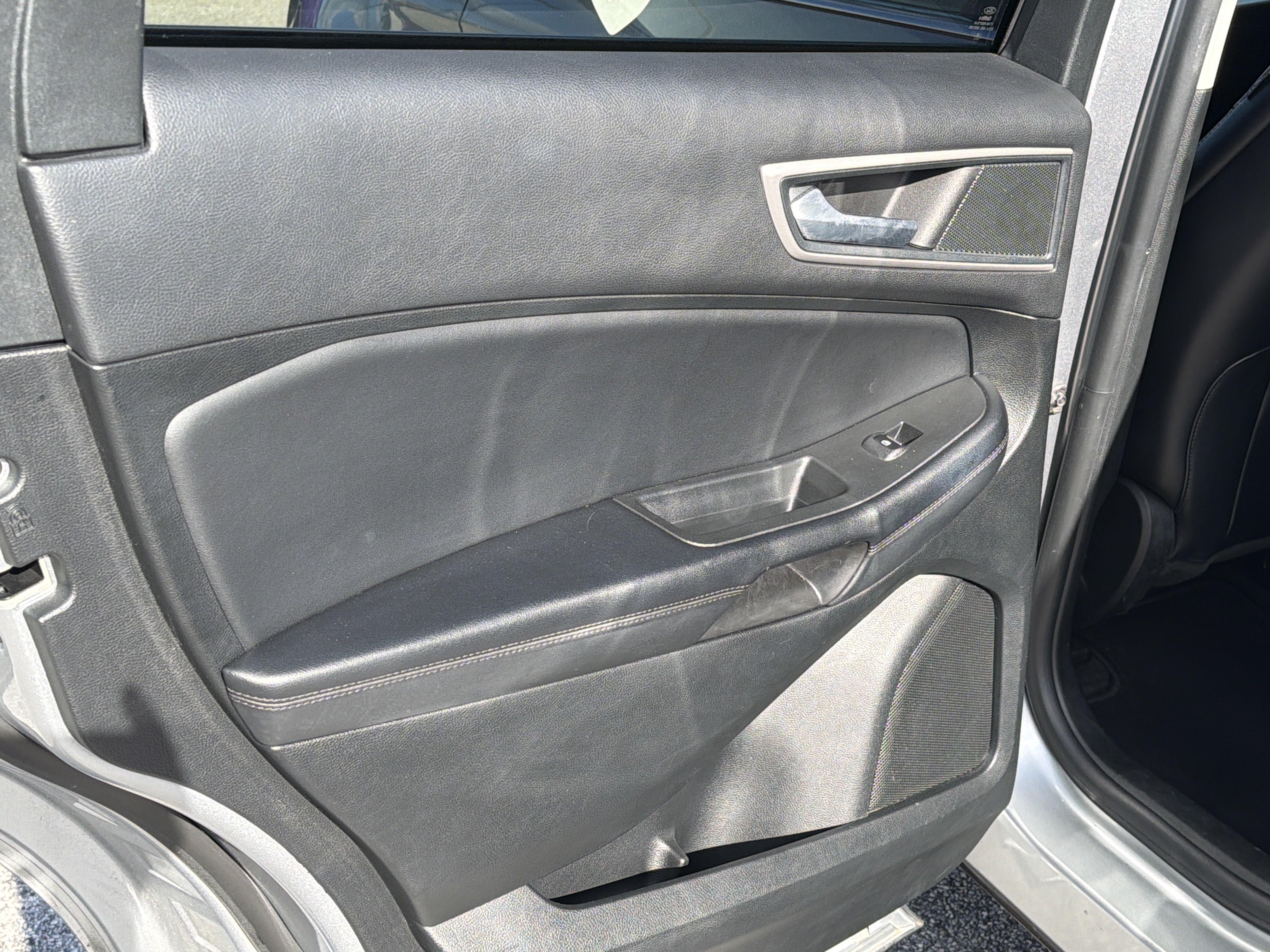 Used 2023 Silver Metallic Ford SEL image 22