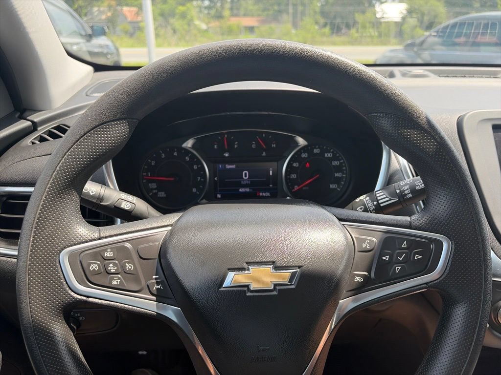 Used 2023 Summit White Chevrolet LT image 16