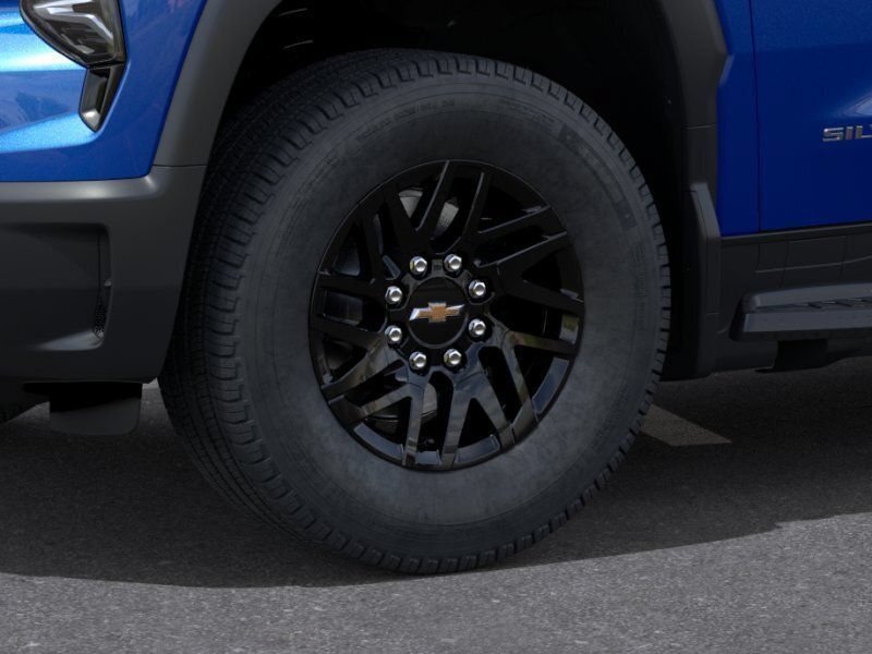 2026 Chevrolet Silverado EV LT - Photo 10