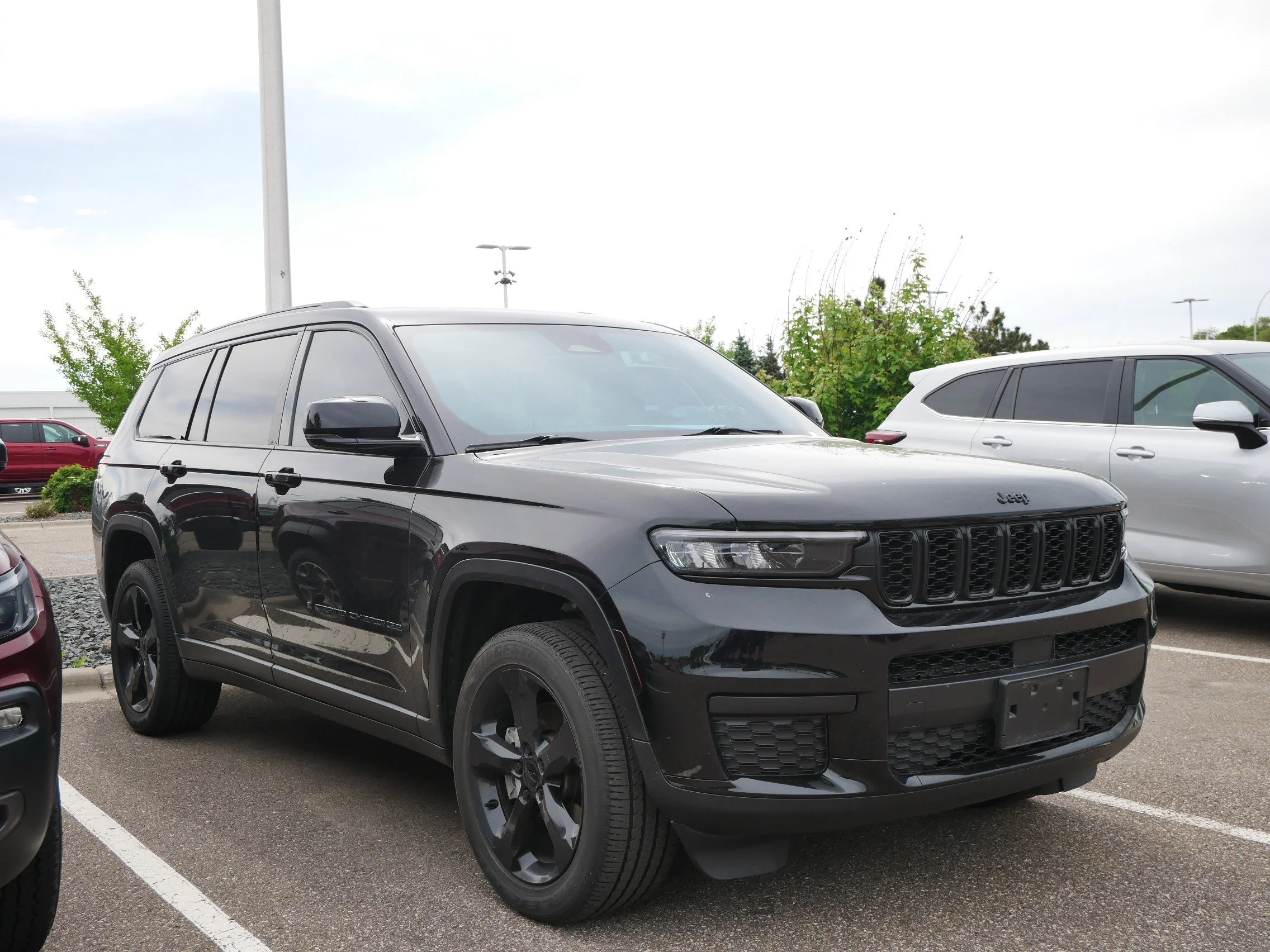 2024 Jeep Grand Cherokee L Altitude X 4x4's photo
