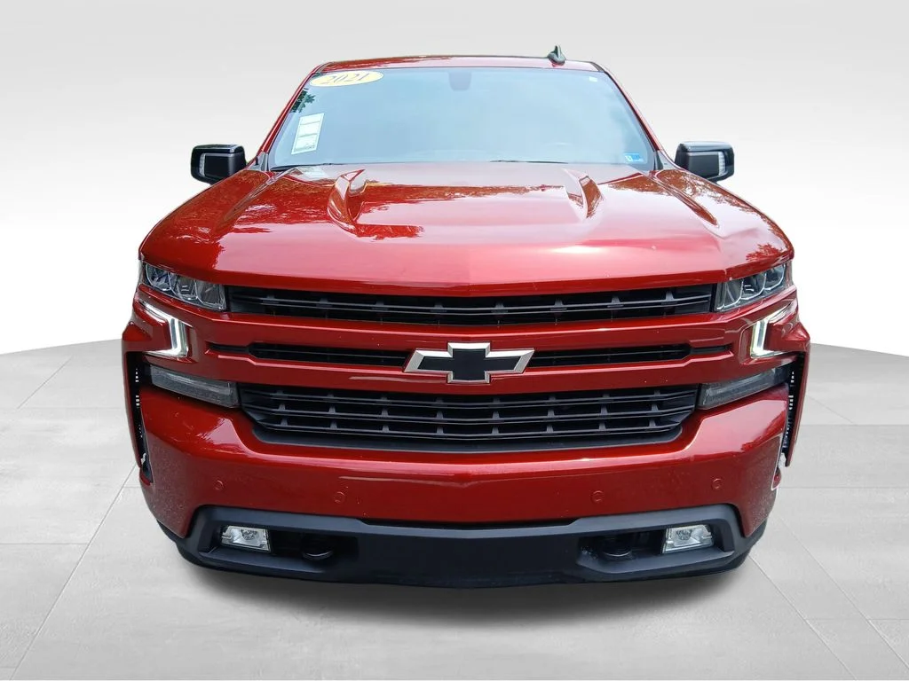 Used 2021 Red Chevrolet RST image 18