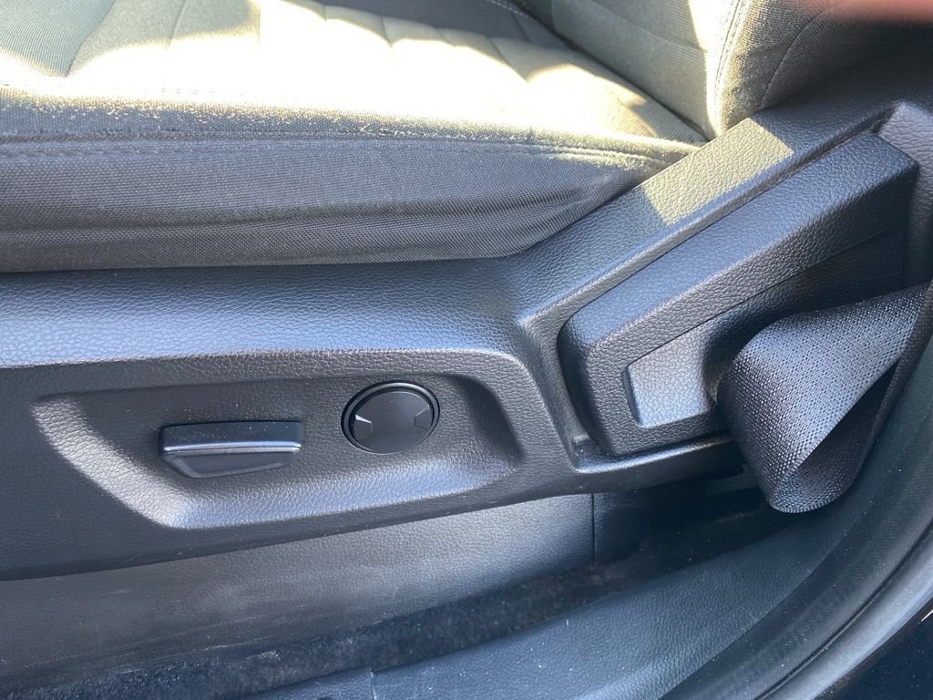 Used 2023 Shadow Black Ford XLT image 13