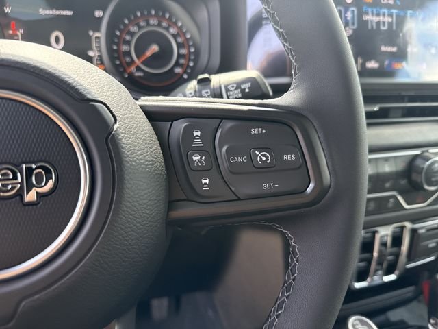 New 2026 White/off-white Jeep Sport S image 25