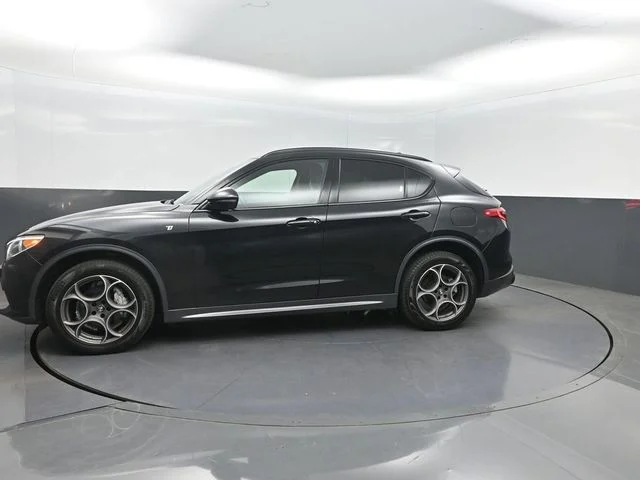 Used 2023 Black Alfa Romeo Ti image 2