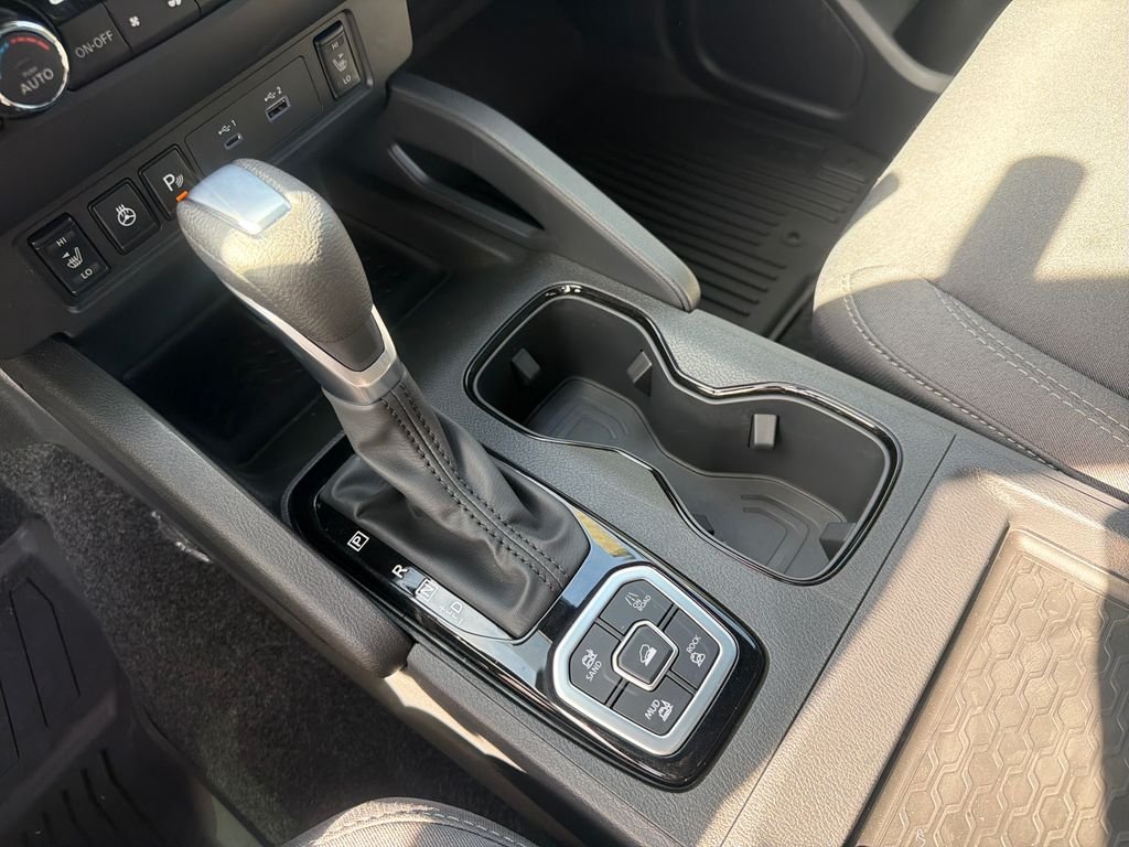 New 2026 Nissan Frontier SV 4D Crew Cab