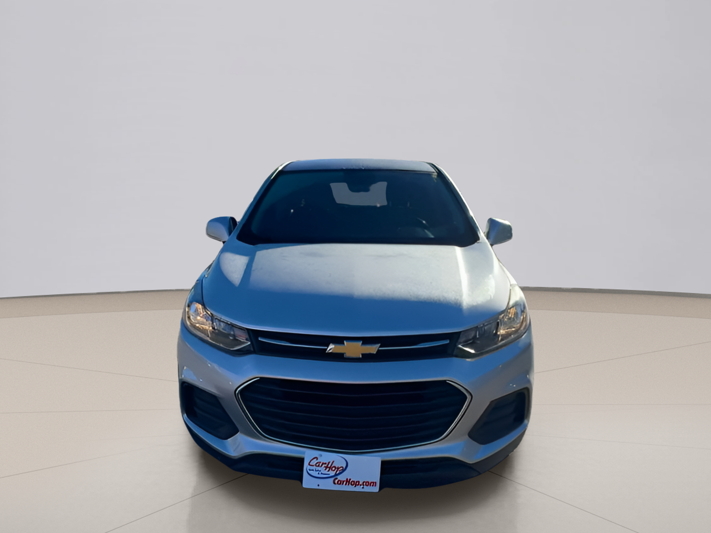 2019 Chevrolet Trax LS photo 2