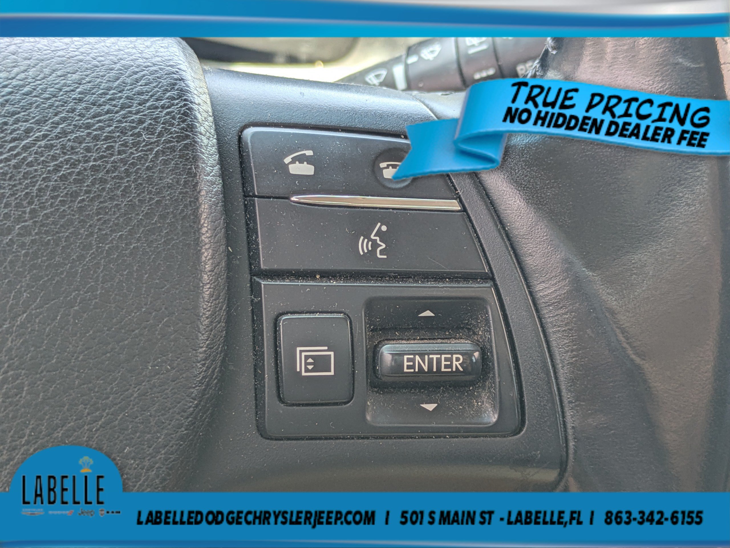 Used 2011 Black Lexus  image 23