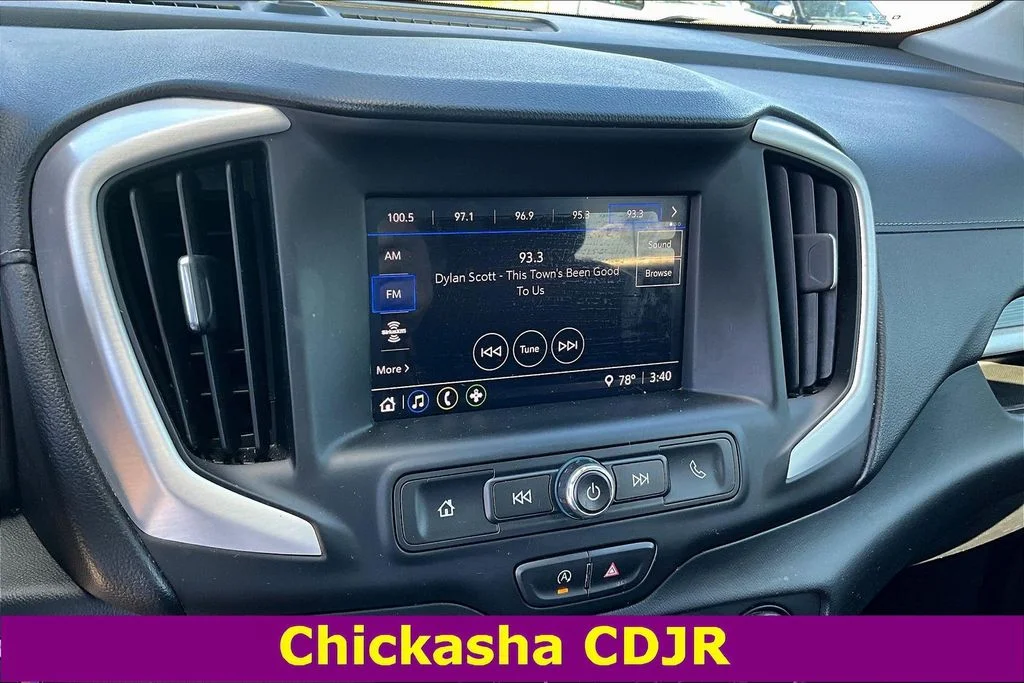 Used 2022 Black GMC SLE image 14