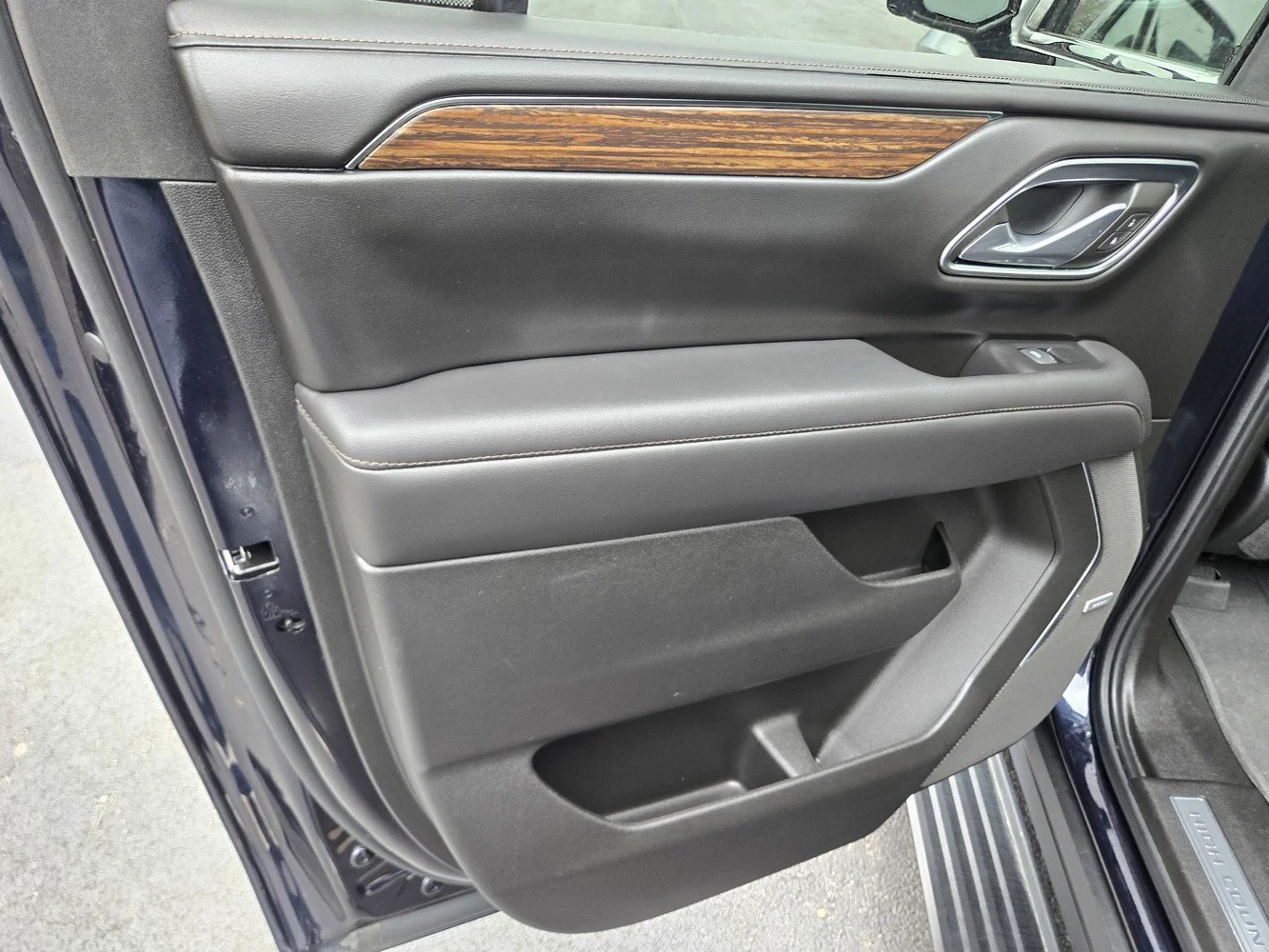 2024 Chevrolet Suburban High Country - Photo 35