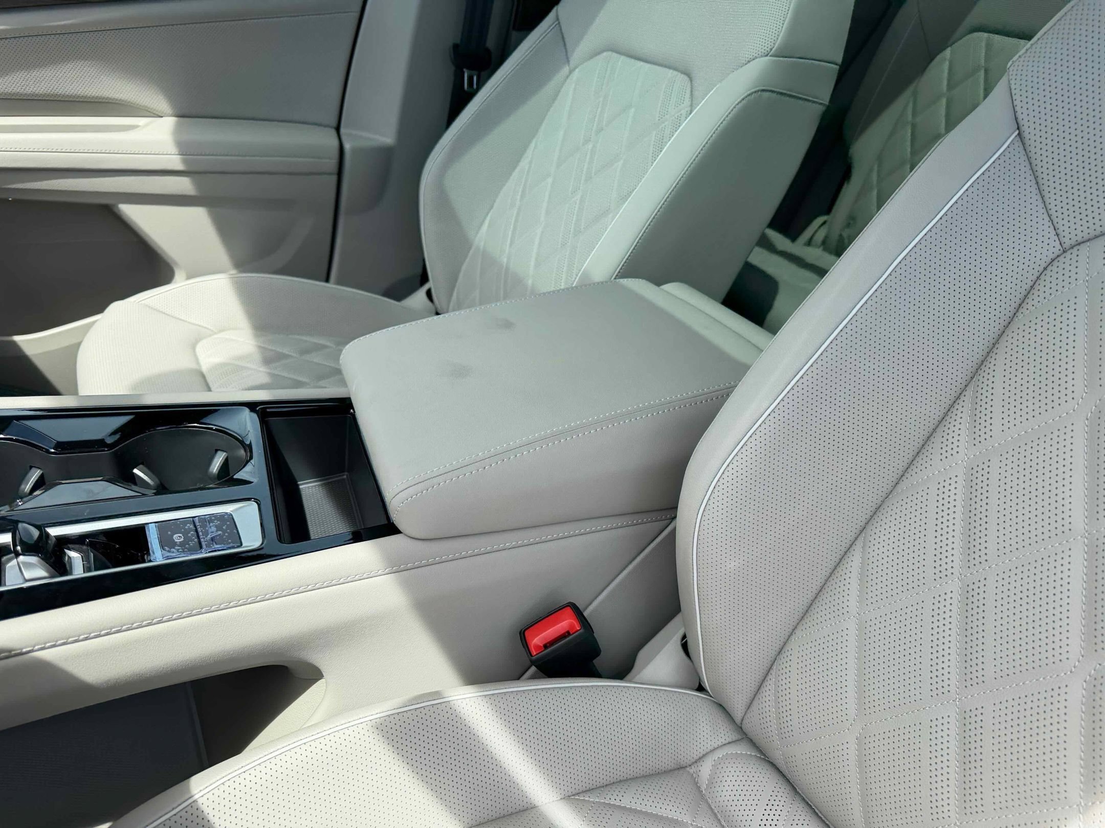 New 2026 Blue Volkswagen 2.0T SEL Premium R-Line image 26