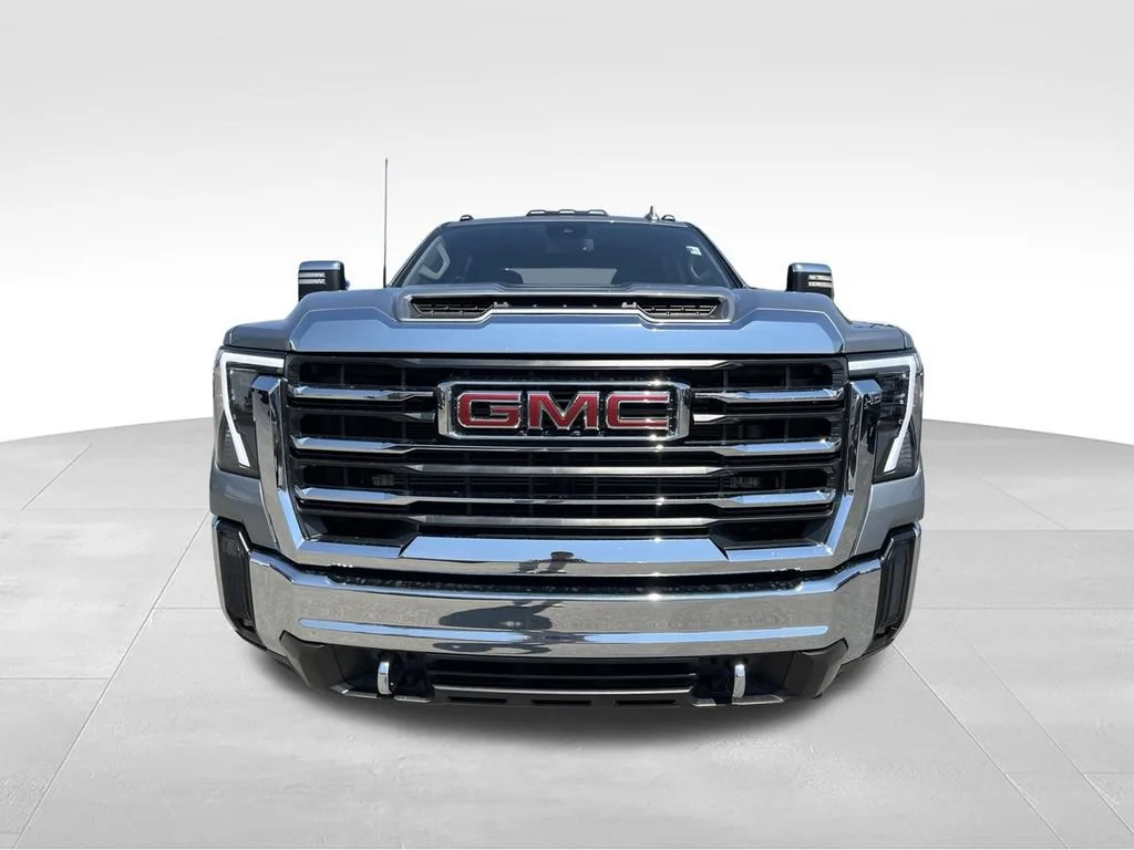 Used 2024 Sterling Metallic GMC SLT image 2