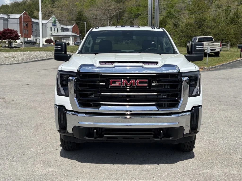 New 2026 Summit White GMC Pro image 5