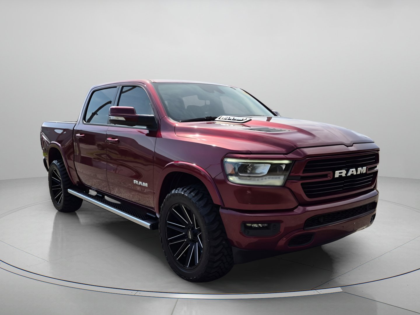 2021 RAM 1500 Laramie 4x4 Crew Cab 5'7's photo
