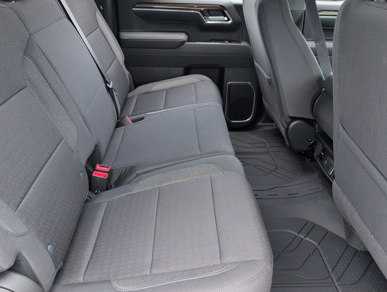 New 2026 Summit White Chevrolet LT image 25