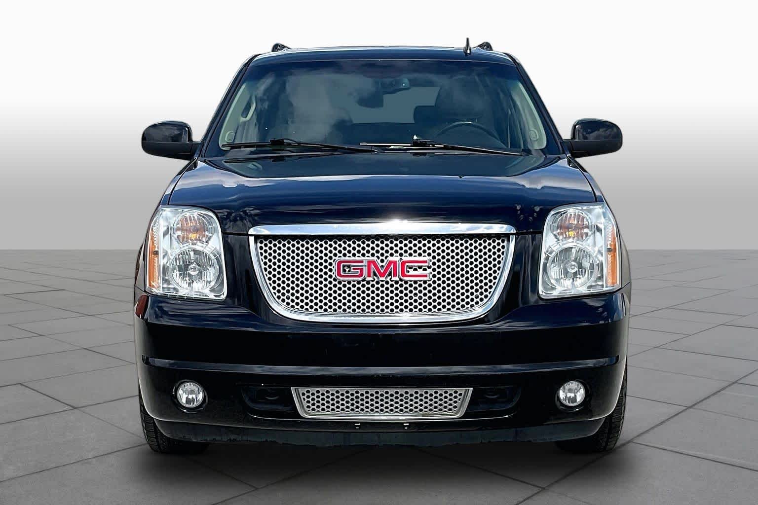 Used 2014 ONYX BLACK GMC Denali image 3