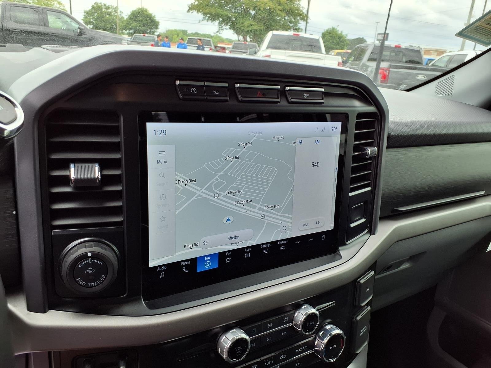 New 2024 Oxford White Ford XLT image 24