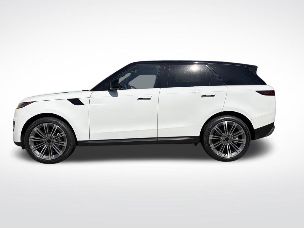 New 2026 White Land Rover SE image 4