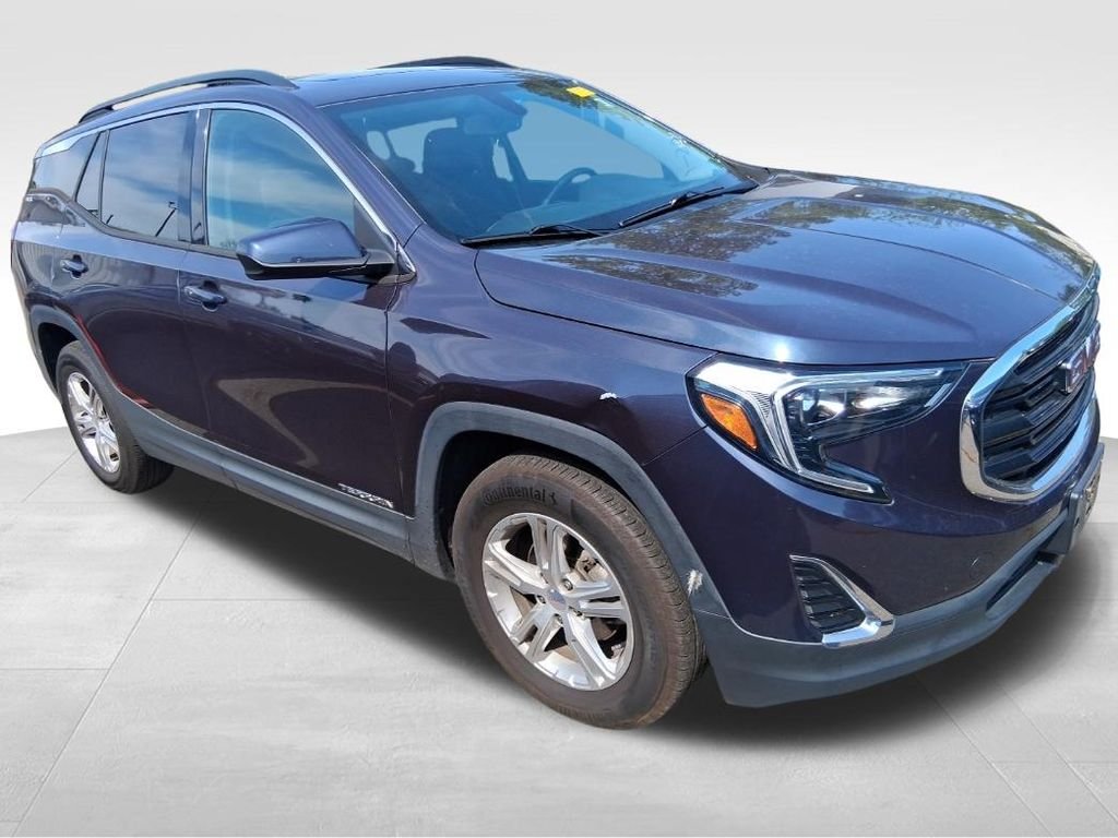 Used 2019 Blue GMC SLE image 4