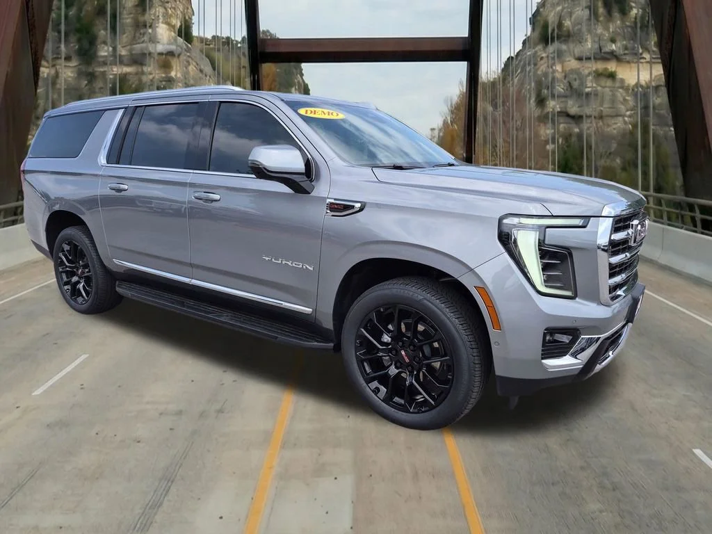 2026 GMC Yukon 4WD Elevation's photo