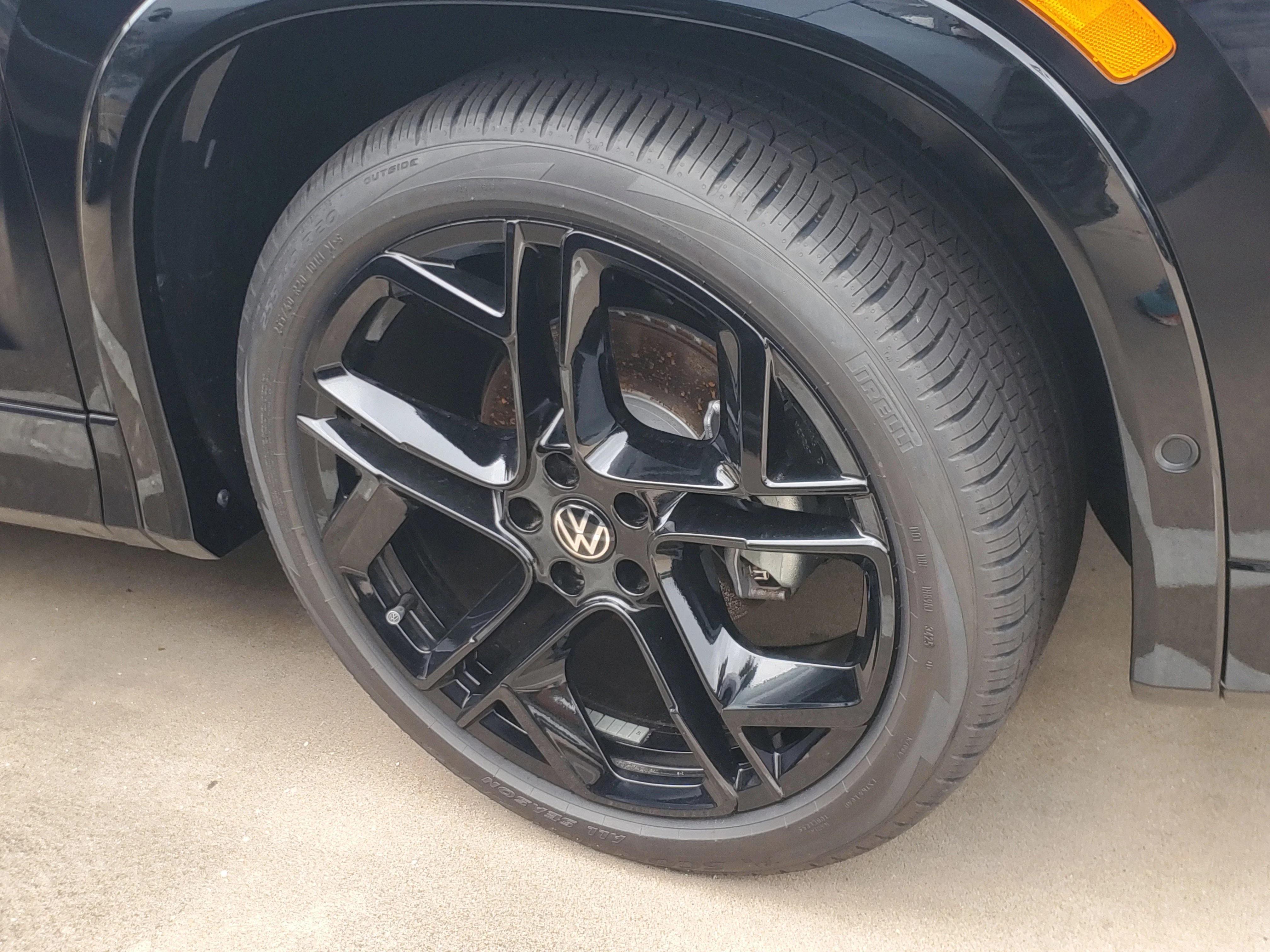 New 2026 Black Volkswagen SE R-Line Black image 4