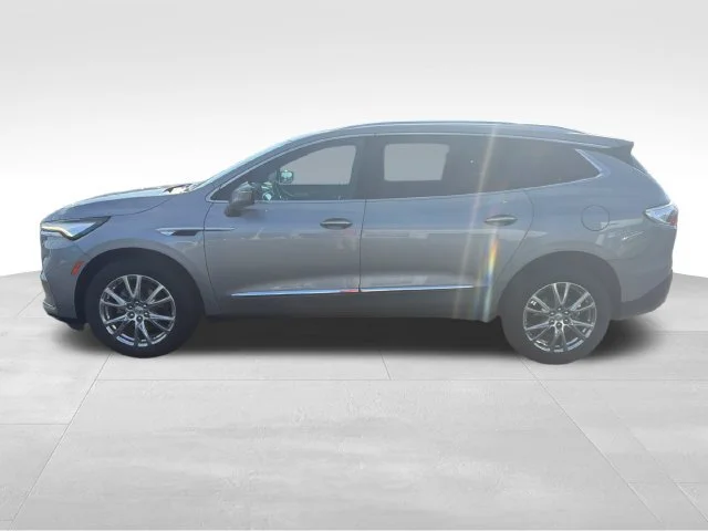 Used 2023 Includes Pitch Dark Night lower exterior accent color.) Buick Essence image 2