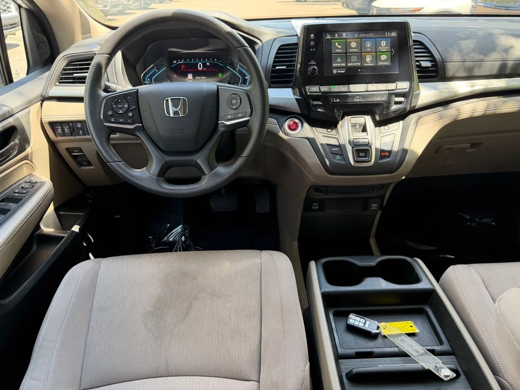 Used 2023 Platinum White Pearl Honda EX image 14
