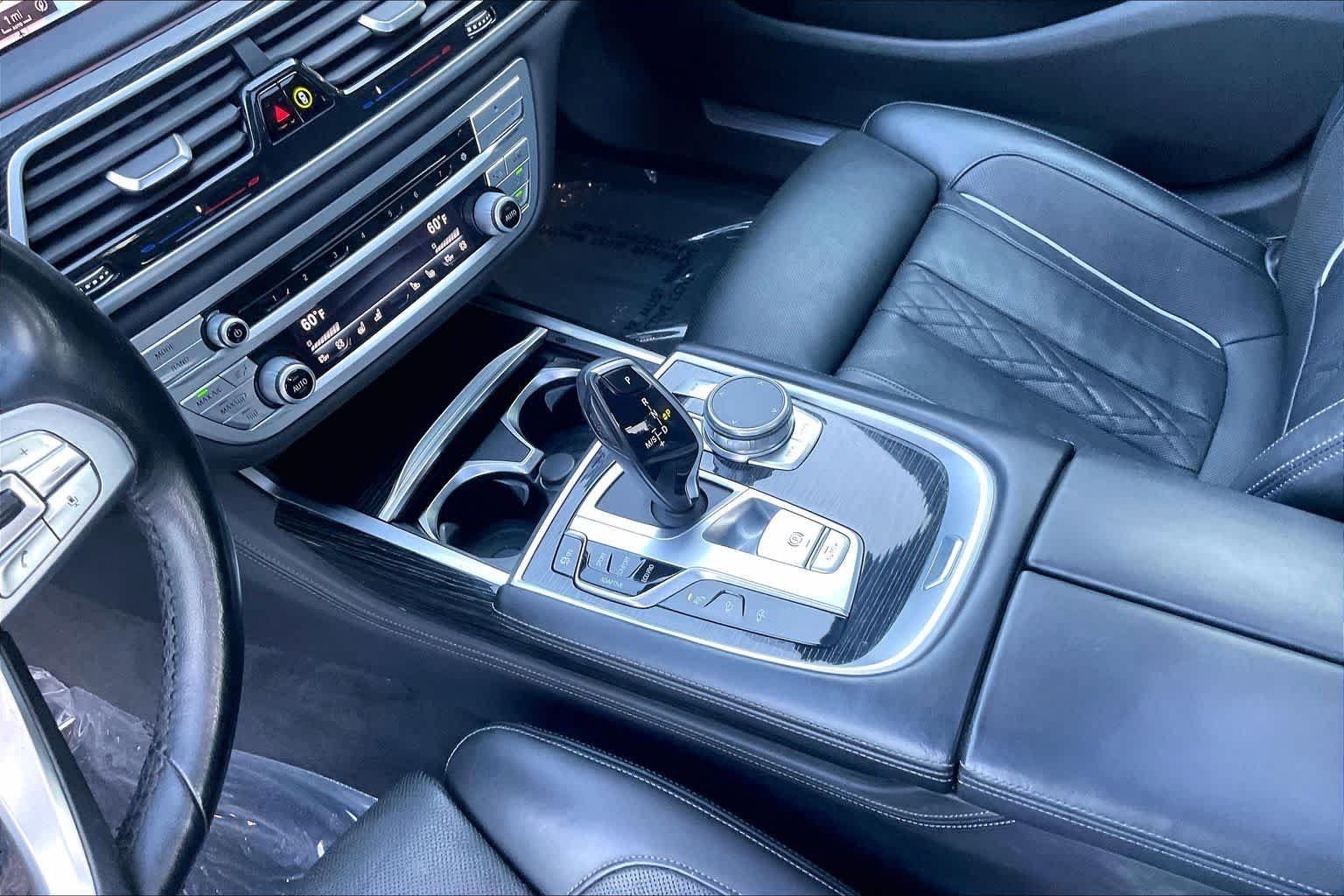 Used 2019 Mineral White Metallic BMW 750i xDrive image 16