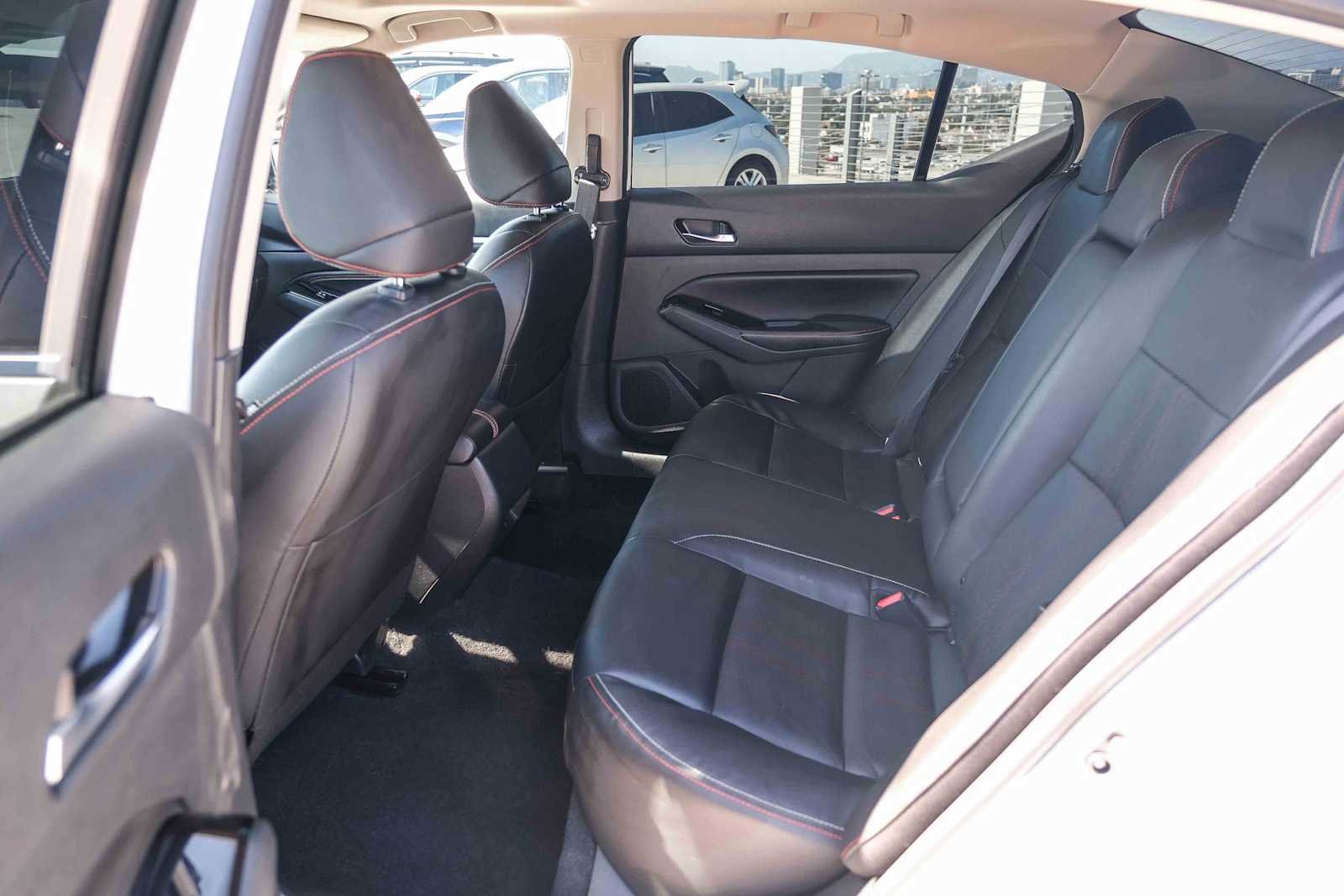 Used 2023 Pearl White Tricoat Nissan 2.5 SR image 19