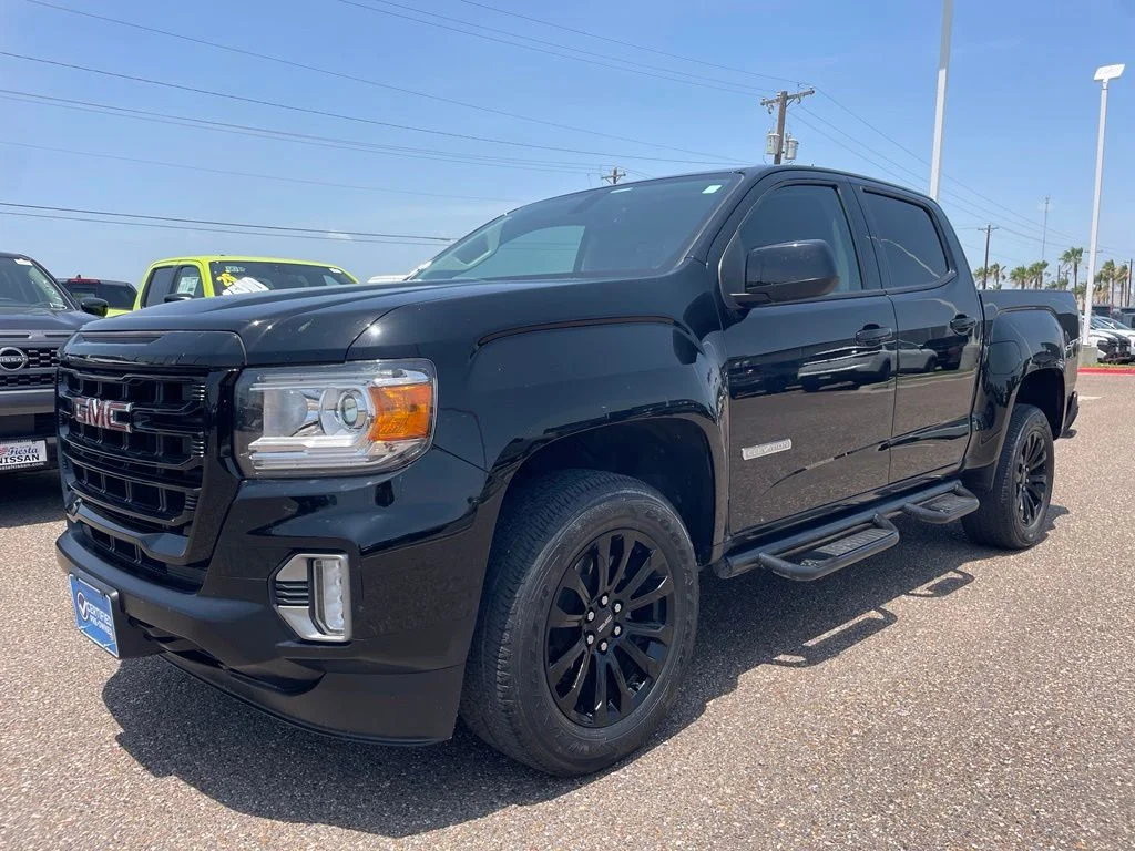 Used 2022 Black GMC Elevation image 3