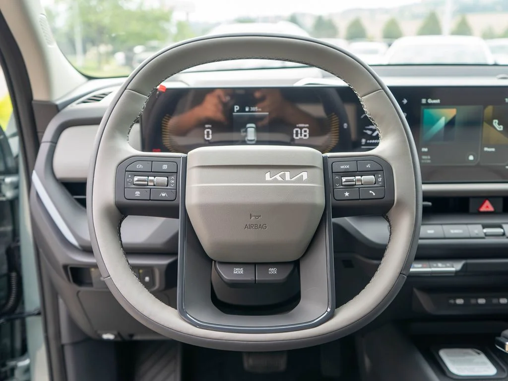 New 2027 Iceberg Green Kia EX image 14