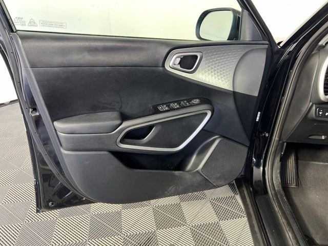 Used 2024 Black Kia LX image 15