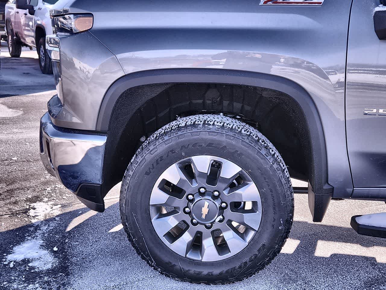 2026 Chevrolet Silverado 2500 HD LT - Photo 10
