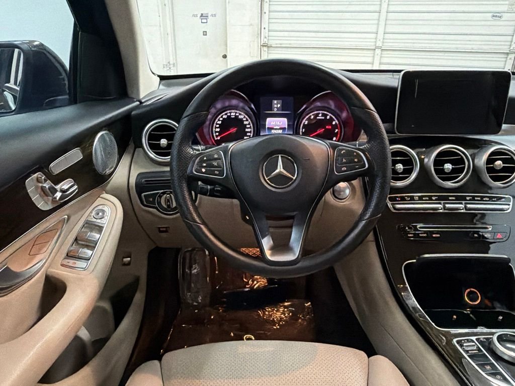 Used 2017 Brown Mercedes-Benz GLC 300 image 23