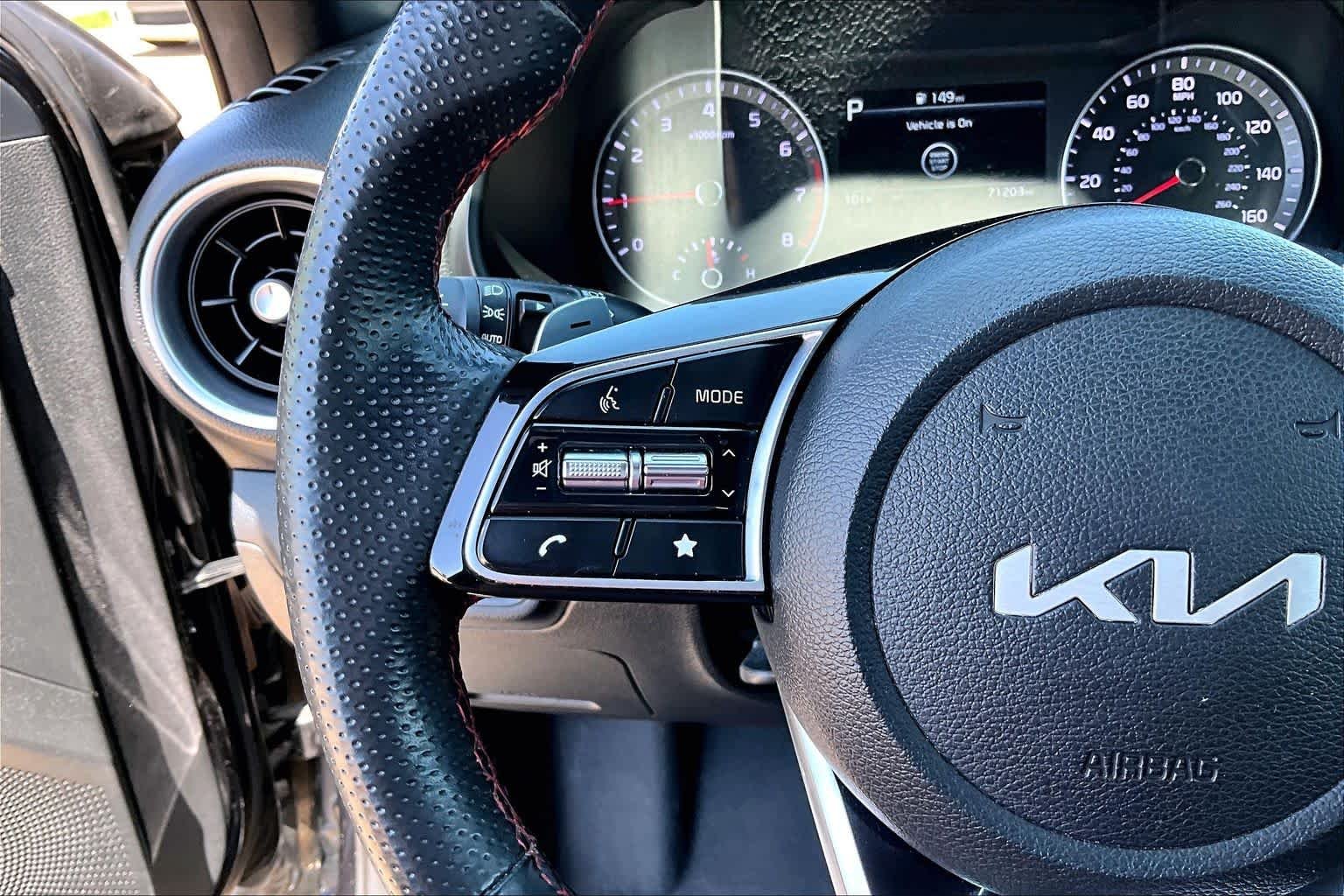 Used 2022 Aurora Black Kia GT image 15