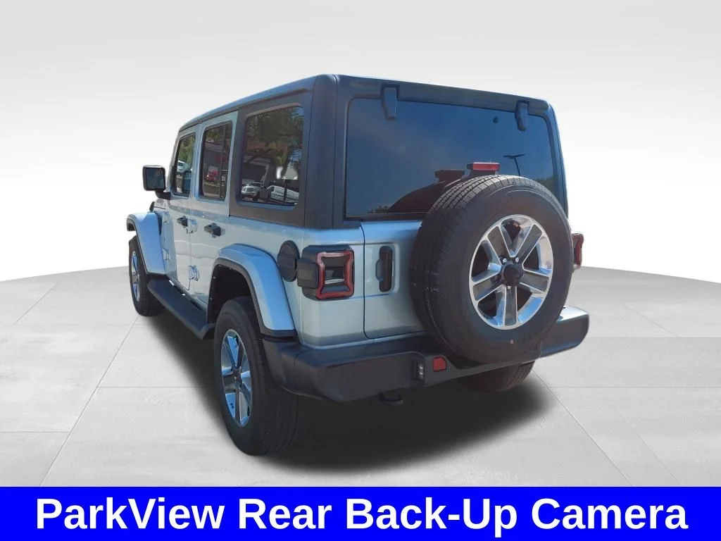 Used 2022 Silver Jeep Unlimited Sahara image 15