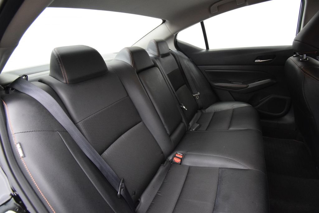 Used 2022 Black Nissan 2.5 SR image 16