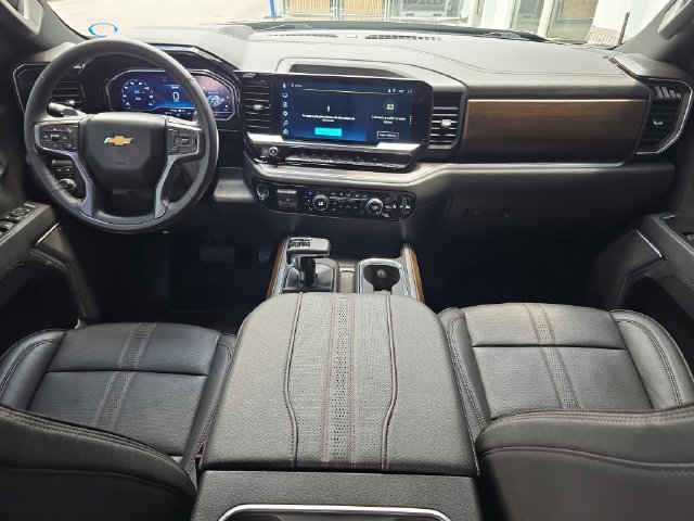 2025 Chevrolet Silverado 1500 High Country - Photo 11