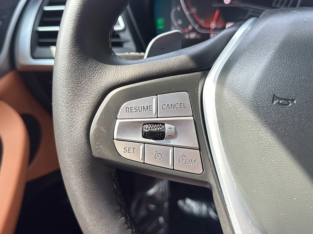 Used 2023 Black BMW xDrive30i image 16