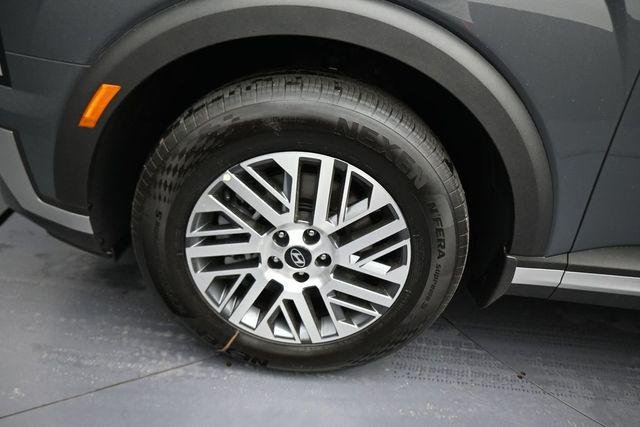New 2026 Gray Hyundai SEL FWD image 20