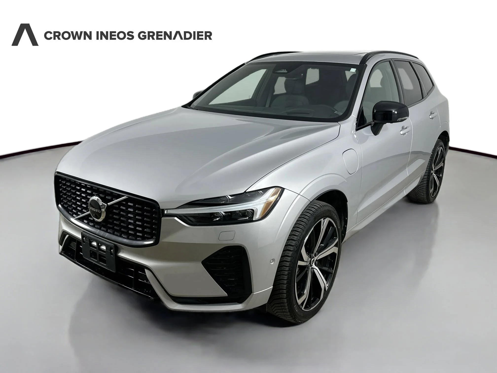 2022 Volvo XC60 T8 Recharge R-Design Ex Range AWD's photo