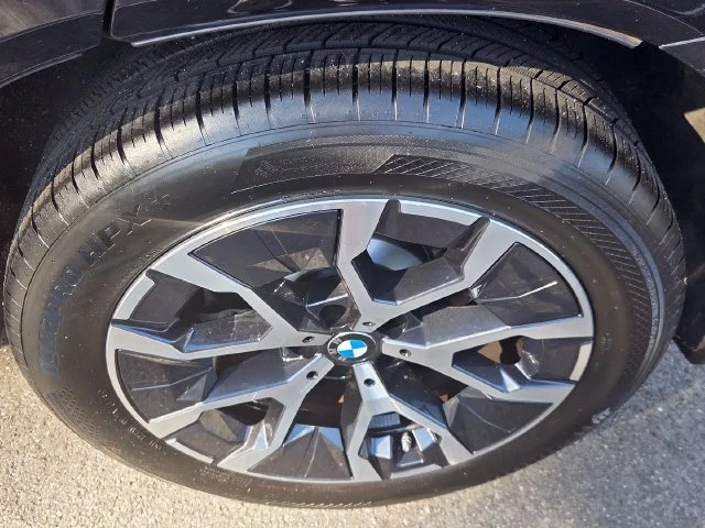 Used 2026 Black Sapphire Metallic BMW 30 xDrive image 10